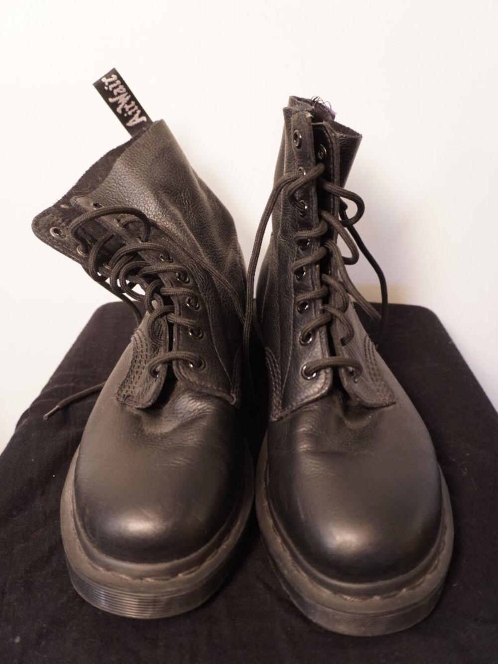 Dr. Martens 1460 Pascal Mono Black Leather Lace-Up Boots – Women’s Size 10